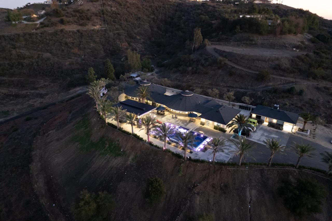 Iron Mansion Private Resort-Event Space 12000 Ft! Temecula Ngoại thất bức ảnh